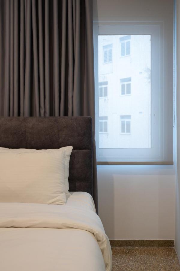 Dema Luxury Suites - Lekka E3 Athens Exterior photo